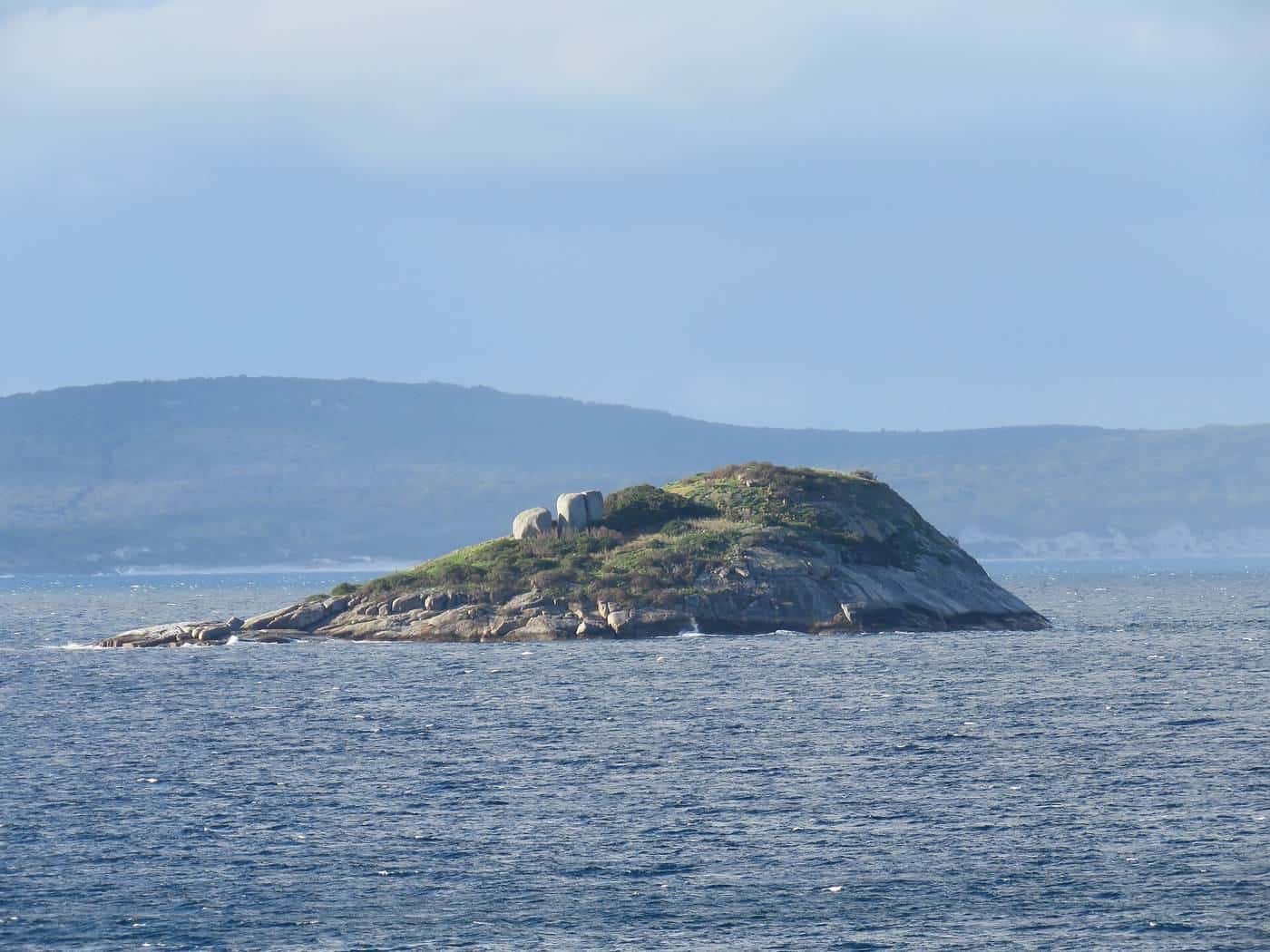 Seal Island and granite coastline near Albany